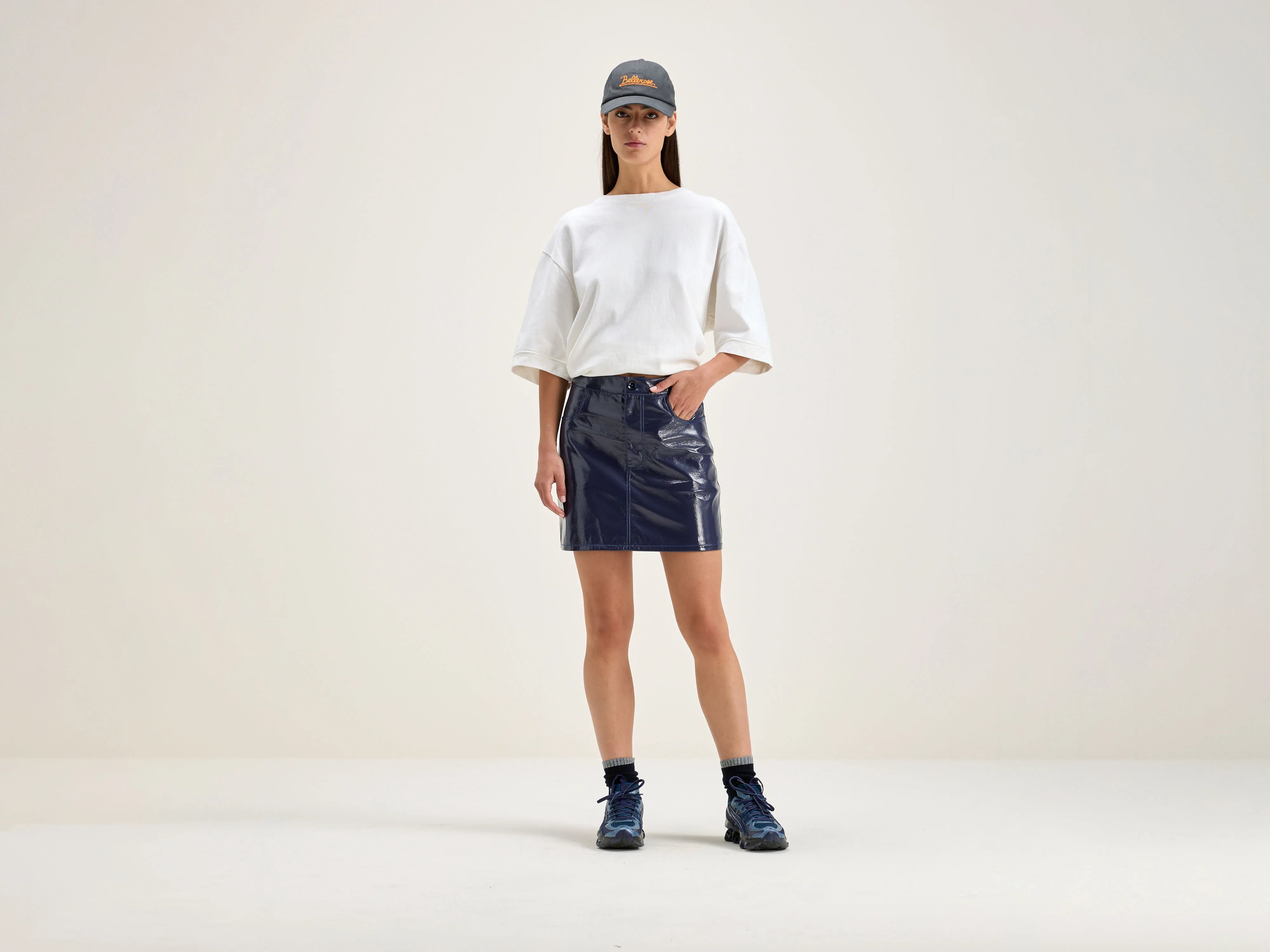Sour mini skirt (242 / W / NAVAL) ruffled skirt detail