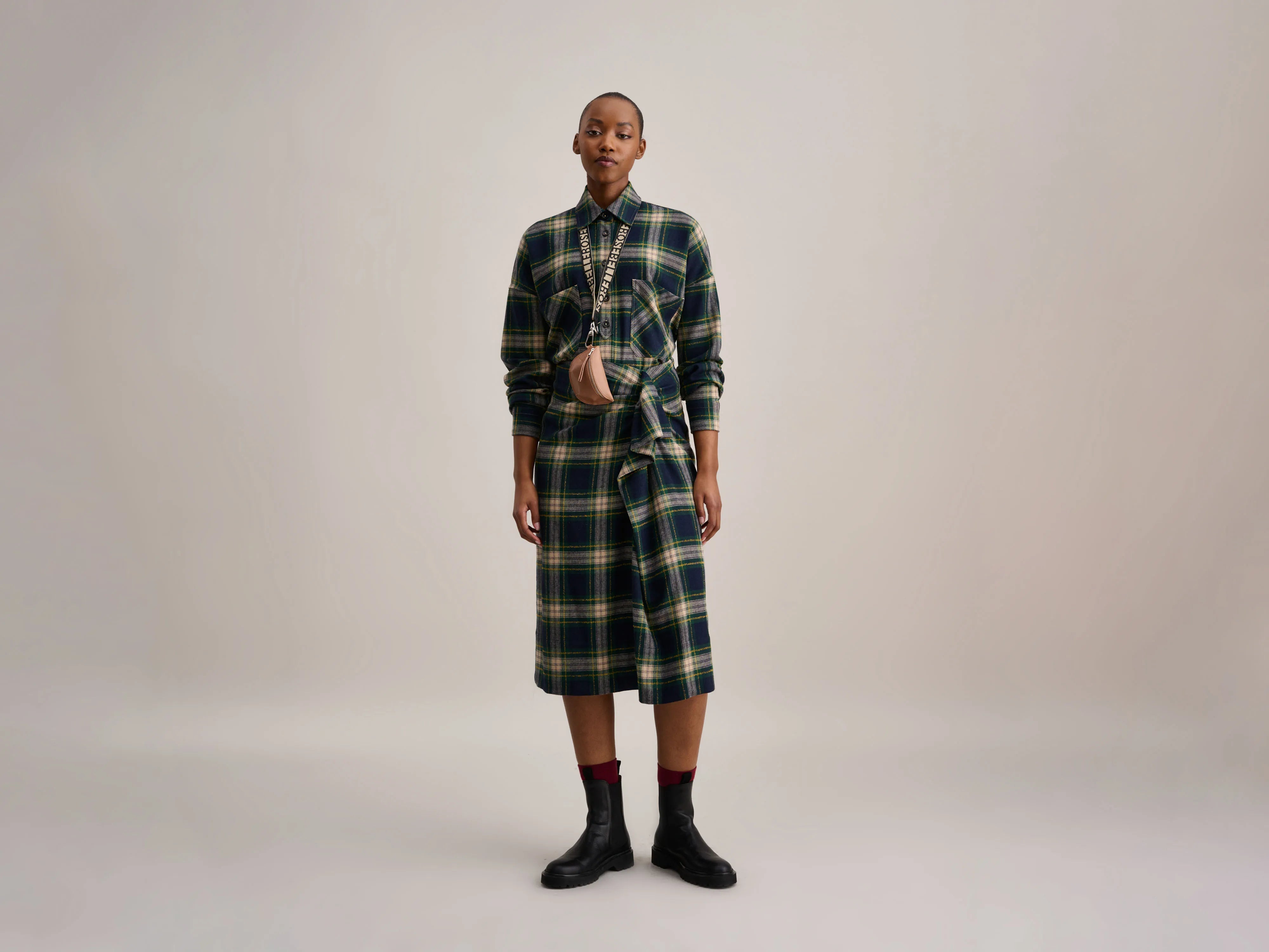 Anemone  Skirt (232 / W / CHECK A) high slit skirt
