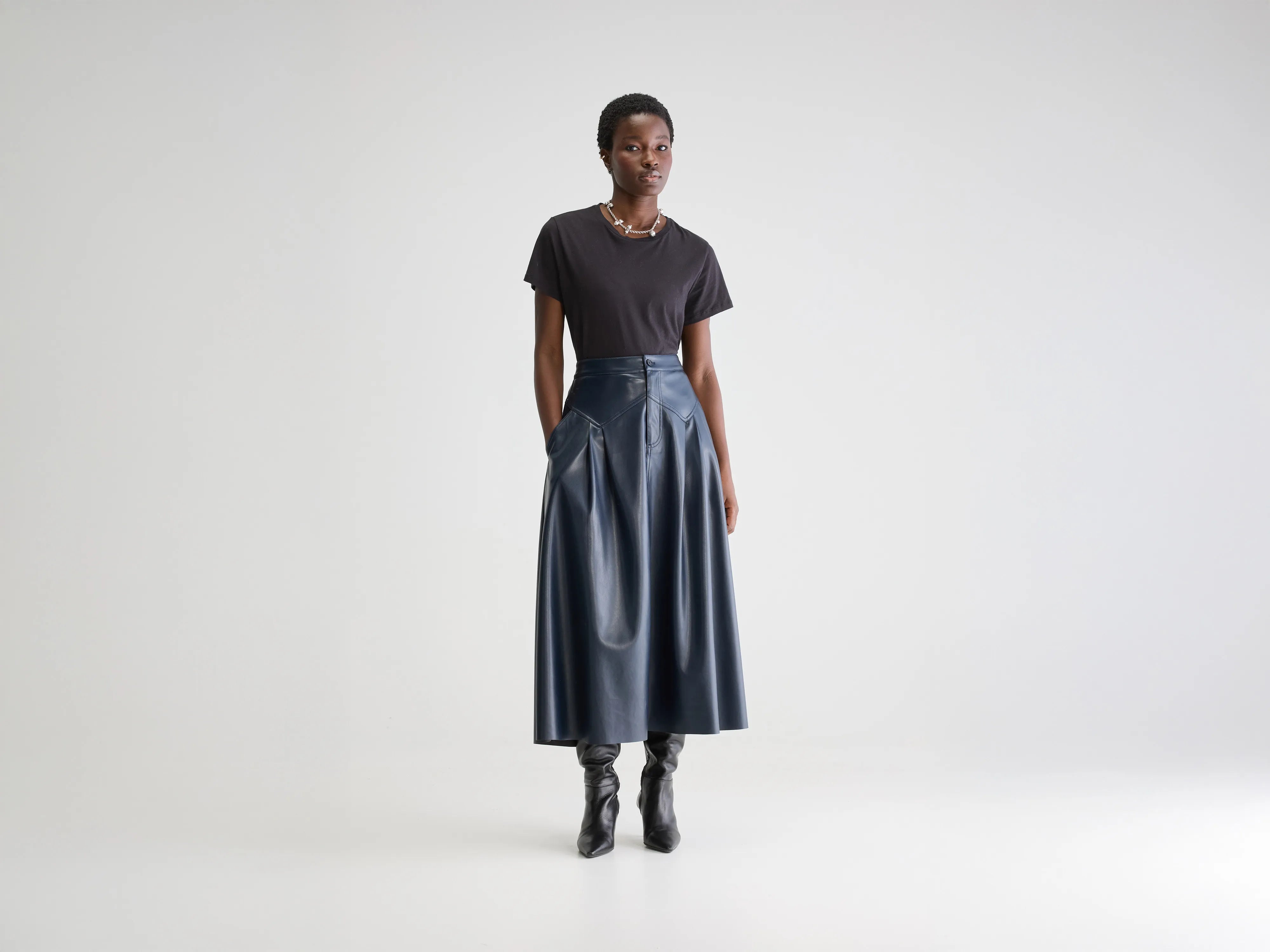 Gala flared mid skirt (251 / W / CAPTAIN) vintage skirt charm