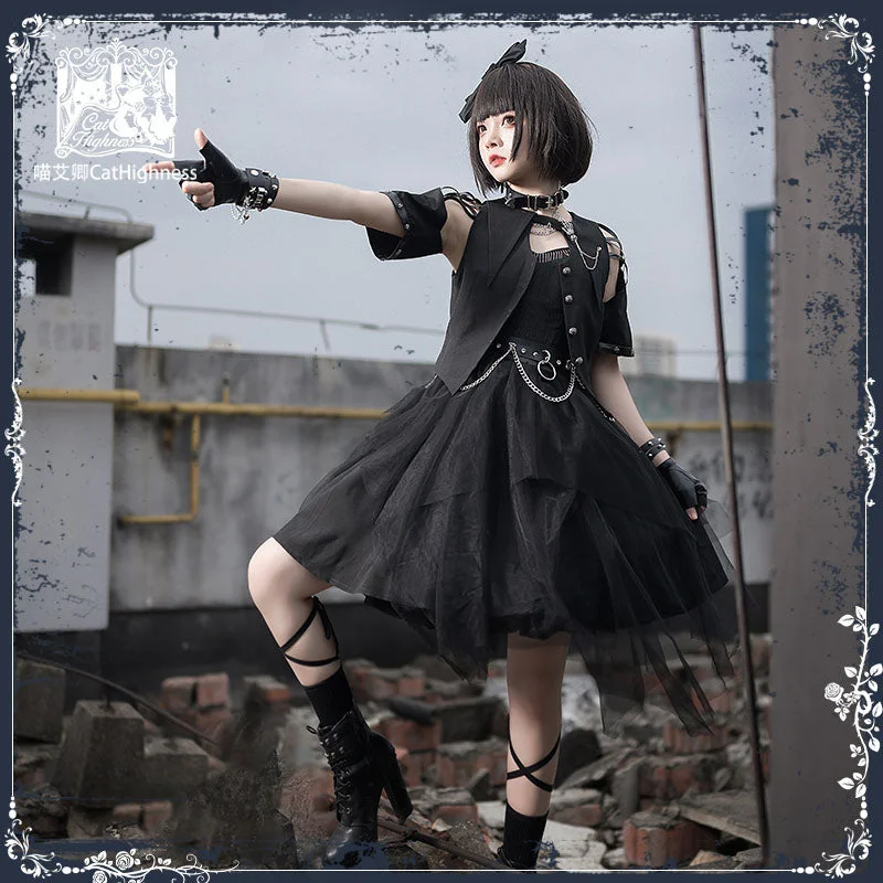 Black Raven Praise Punk Irregular Girl Skirt Dark Gothic Lolita One Piece lace skirt intricate Black Raven Praise Punk Irregular Girl Skirt Dark Gothic Lolita One Piece lace skirt intricate