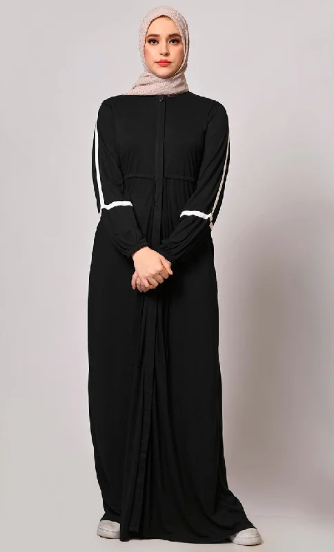 Modest Athleisure: Sporty Black Abaya  with Pockets