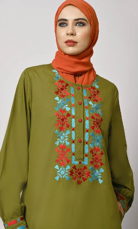 Embroidered Opulence: Basil Green Abaya with Practical Pockets