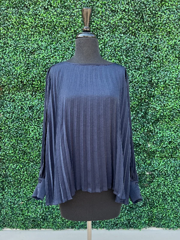 Long Sleeve Pleated Blouse