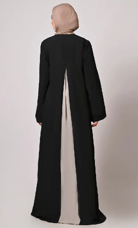 Pleated Perfection: Black Abaya with Box Pleats & Side Pockets