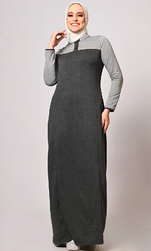 Stay Warm and Stylish: The Two-Color Fleece Abaya