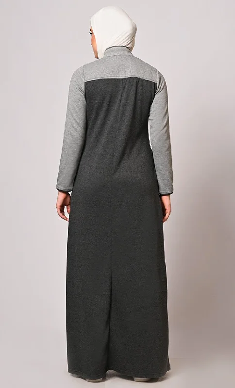 Stay Warm and Stylish: The Two-Color Fleece Abaya